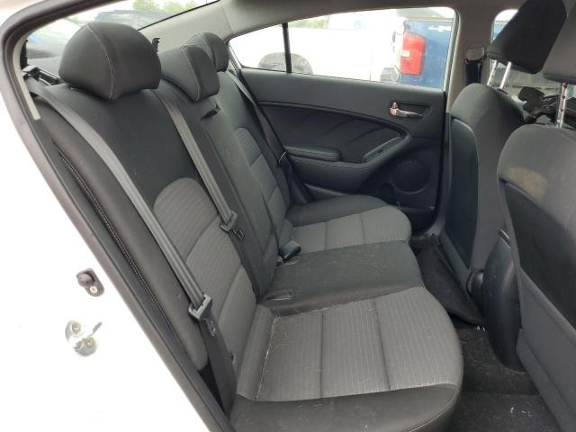 Photo 6 from auction – 2016 KIA FORTE LX with VIN KNAFX4A6XG5576074
