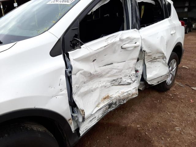Photo 10 from auction – 2015 TOYOTA RAV4 LE with VIN JTMZFREV8FJ059962