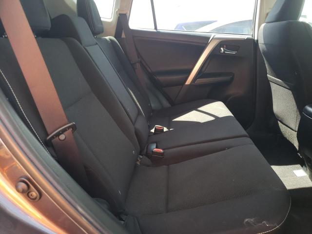 Photo 6 from auction – 2016 TOYOTA RAV4 XLE with VIN JTMWFREV9GJ064625