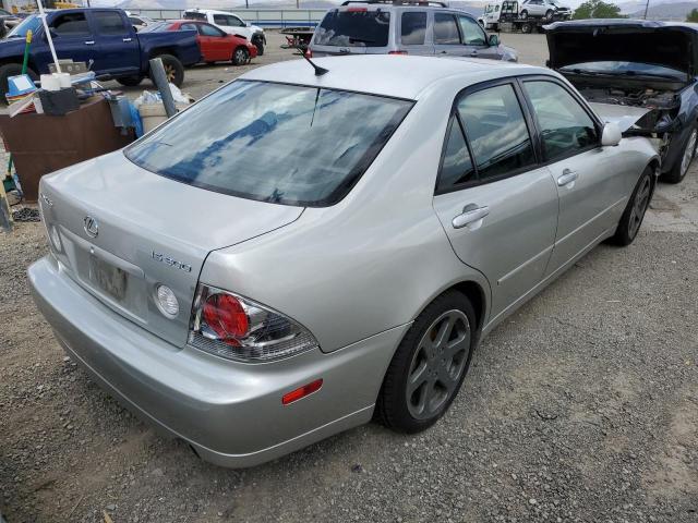 Photo 4 from auction – 2001 LEXUS IS 300 with VIN JTHBD182110015776