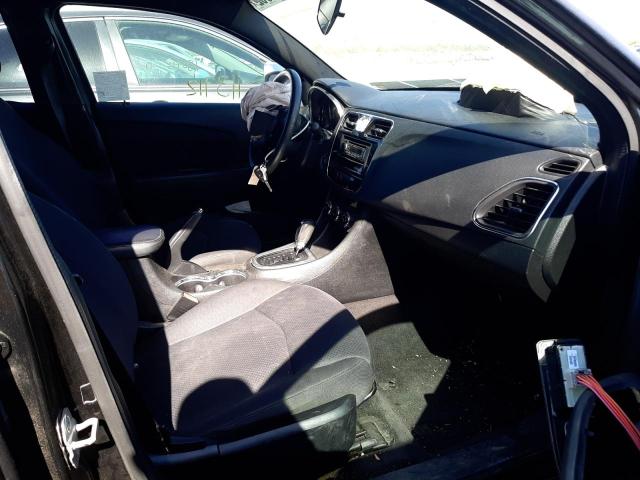 Photo 5 from auction – 2013 CHRYSLER 200 LX with VIN 1C3CCBAB3DN670297