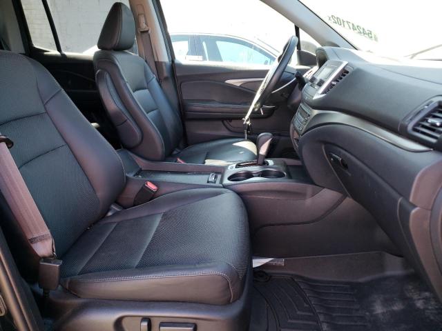 Photo 5 from auction – 2019 HONDA RIDGELINE with VIN 5FPYK3F53KB040554