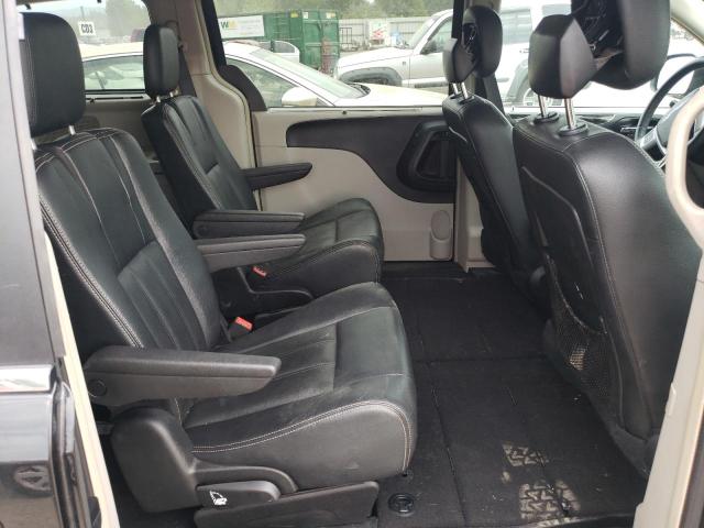Photo 6 from auction – 2016 CHRYSLER TOWN & COU with VIN 2C4RC1BG8GR239651