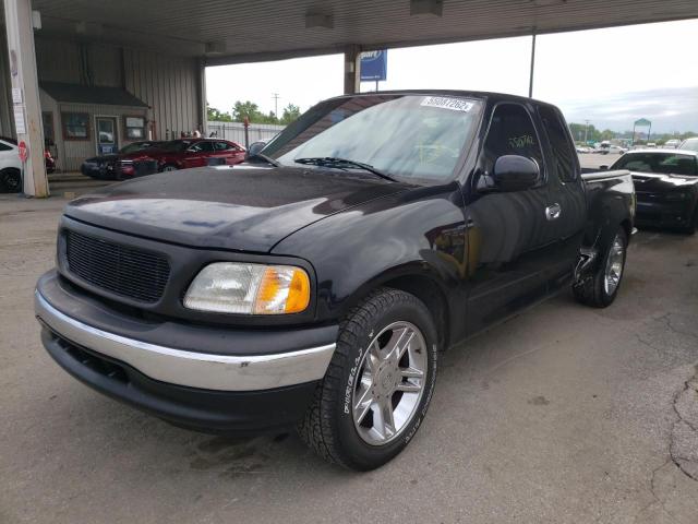 Photo 2 from auction – 2001 FORD F150 with VIN 1FTRX07L61KF68522