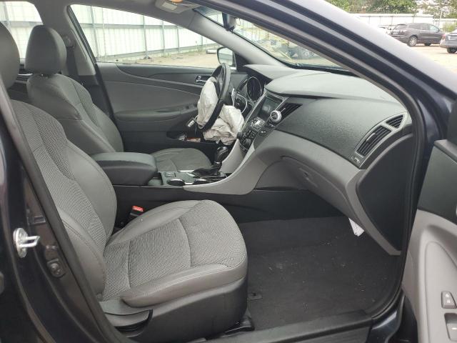 Photo 5 from auction – 2013 HYUNDAI SONATA SE with VIN 5NPEC4AB5DH752385