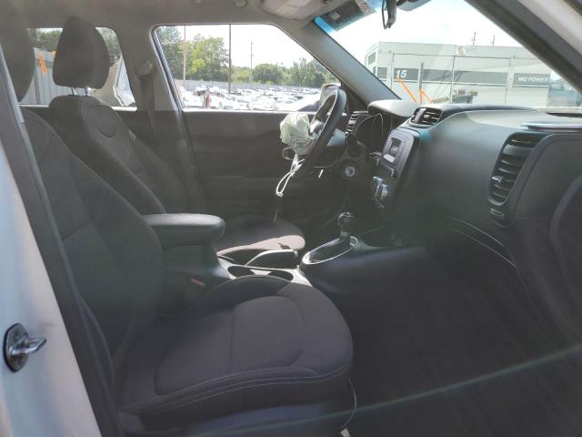 Photo 5 from auction – 2016 KIA SOUL with VIN KNDJN2A2XG7272011