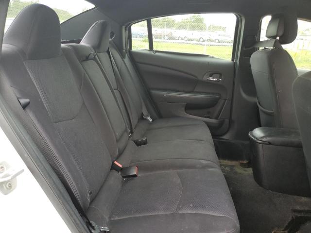 صورة رقم 6 من المزاد - 2014 CHRYSLER 200 LX مع VIN 1C3CCBAB7EN125141
