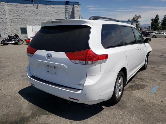 Photo 4 from auction – 2014 TOYOTA SIENNA LE with VIN 5TDKK3DC2ES447331