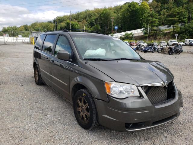 2010 Chrysler Town and Country