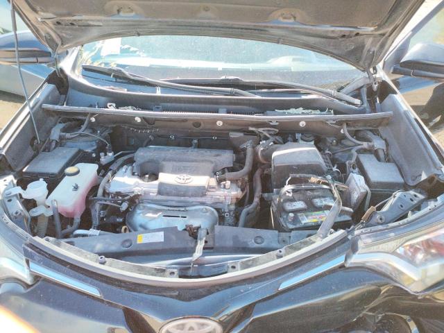 Photo 7 from auction – 2017 TOYOTA RAV4 LE with VIN 2T3ZFREV5HW348110