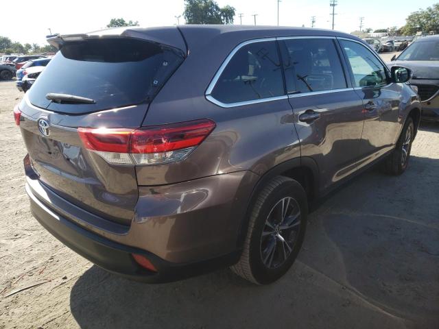Photo 4 from auction – 2019 TOYOTA HIGHLANDER with VIN 5TDZARFH3KS050770