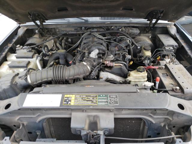 Photo 7 from auction – 2003 FORD EXPLORER S with VIN 1FMZU67E23UA01000