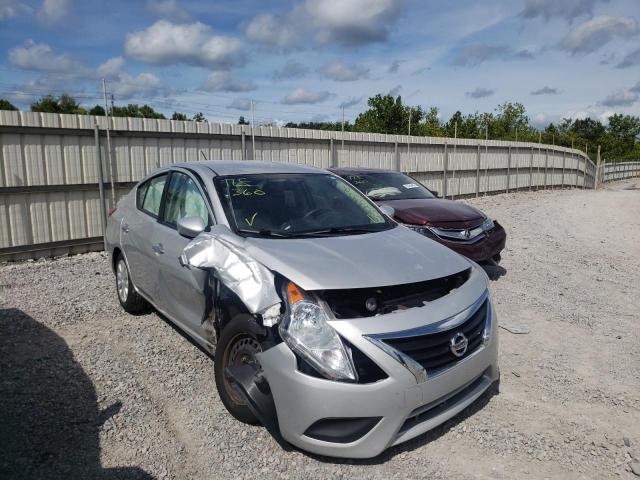 NISSAN VERSA S 2018 with VIN 3N1CN7APXJK433356 - Photo from auction