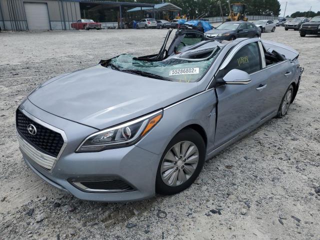 Photo 2 from auction – 2017 HYUNDAI SONATA HYB with VIN KMHE24L13HA045902