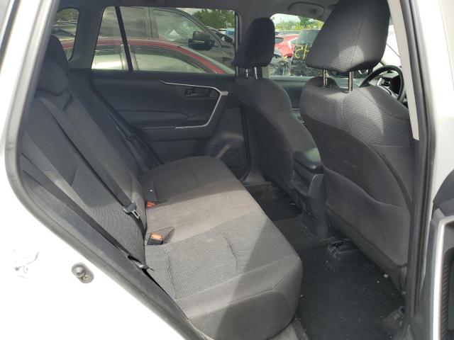 Photo 6 from auction – 2021 TOYOTA RAV4 LE with VIN 2T3F1RFV4MW163850