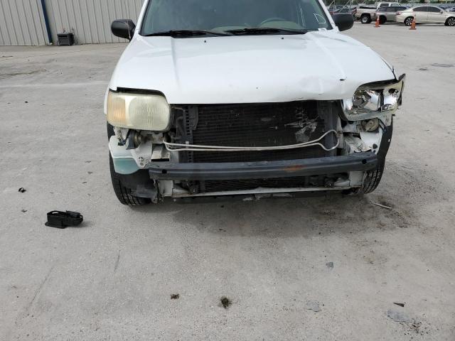 Photo 9 from auction – 2001 FORD ESCAPE XLS with VIN 1FMYU01171KE58134