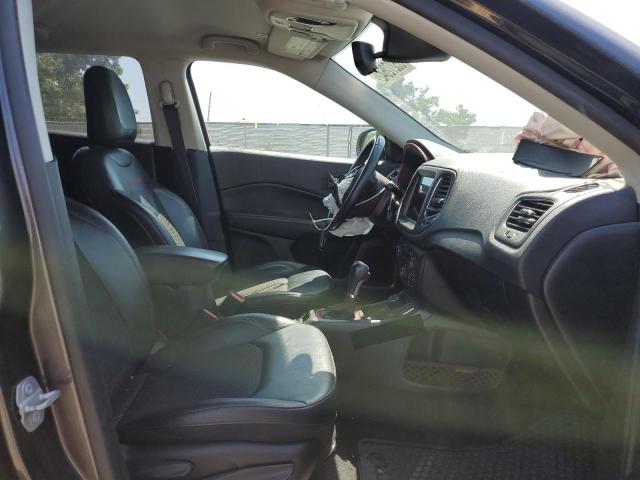 Photo 5 from auction – 2019 JEEP COMPASS TR with VIN 3C4NJDDB1KT747845