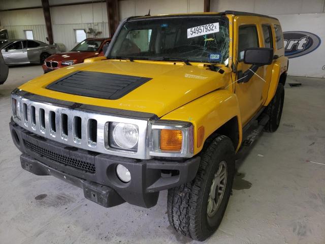 Photo 2 from auction – 2006 HUMMER H3 with VIN 5GTDN136268178102