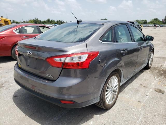 صورة رقم 4 من المزاد - 2012 FORD FOCUS SEL مع VIN 1FAHP3H2XCL390412