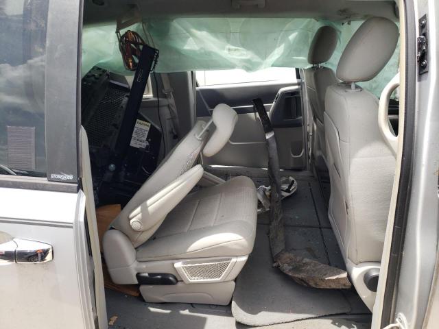 Photo 6 from auction – 2008 CHRYSLER TOWN & COU with VIN 2A8HR44H88R606799