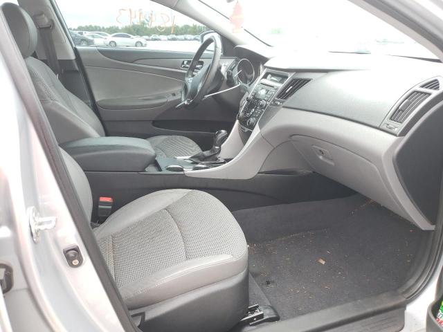 Photo 5 from auction – 2011 HYUNDAI SONATA SE with VIN 5NPEC4AB1BH162102
