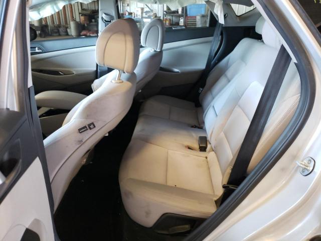 Photo 6 from auction – 2017 HYUNDAI TUCSON LIM with VIN KM8J3CA48HU556149