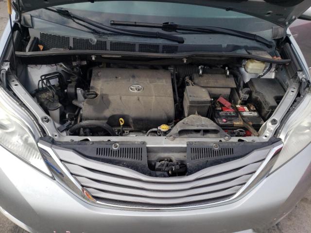 Photo 7 from auction – 2015 TOYOTA SIENNA XLE with VIN 5TDYK3DC4FS652080