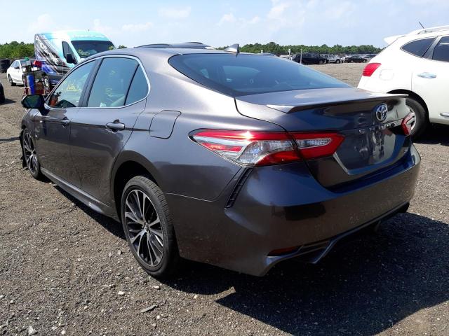 Photo 3 from auction – 2019 TOYOTA CAMRY L with VIN 4T1B11HK2KU232575