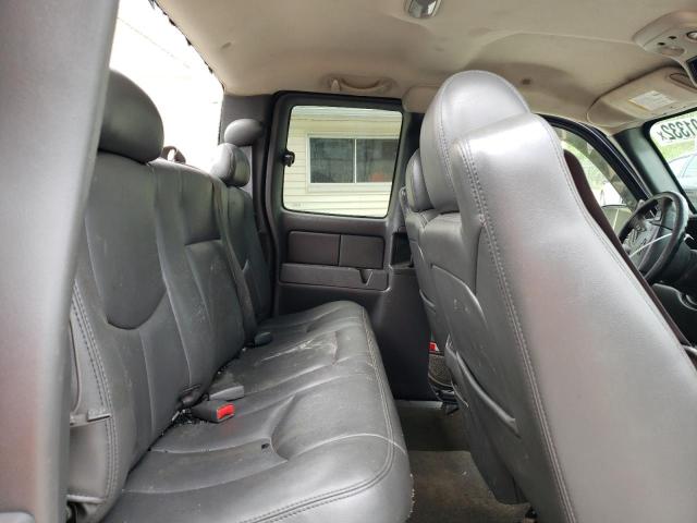 Photo 6 from auction – 2005 CHEVROLET SILVERADO with VIN 1GCEK19B75E212687