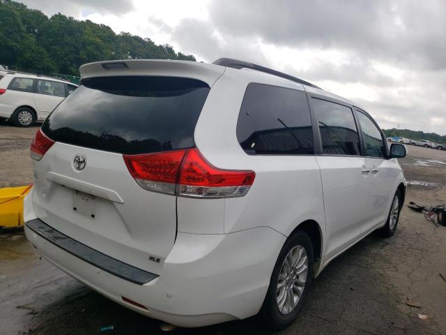 Photo 4 from auction – 2013 TOYOTA SIENNA XLE with VIN 5TDYK3DC5DS322963