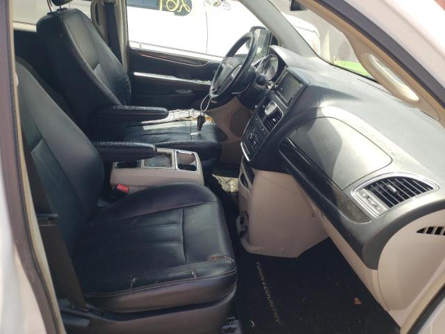 Photo 5 from auction – 2014 CHRYSLER TOWN & COU with VIN 2C4RC1BG6ER212185