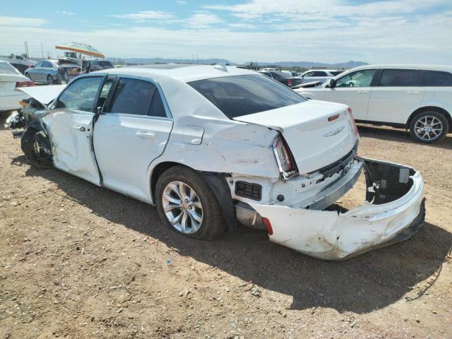 Photo 3 from auction – 2015 CHRYSLER 300 LIMITE with VIN 2C3CCAAG7FH932002