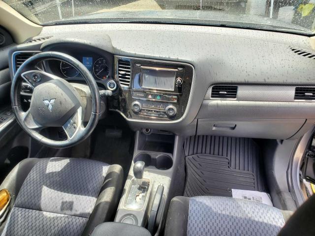 Photo 9 from auction – 2014 MITSUBISHI OUTLANDER with VIN JA4AD3A35EZ004853