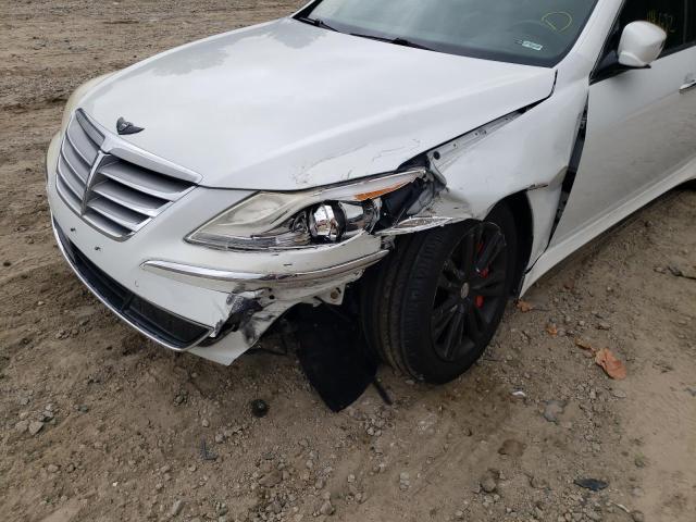 Photo 9 from auction – 2012 HYUNDAI GENESIS 3. with VIN KMHGC4DD4CU180358