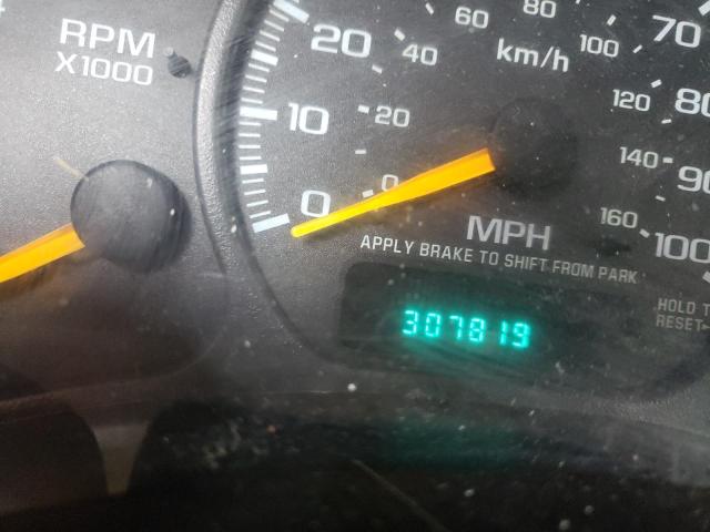 Photo 8 from auction – 2000 CHEVROLET SILVERADO with VIN 1GCEK19V5YE138104