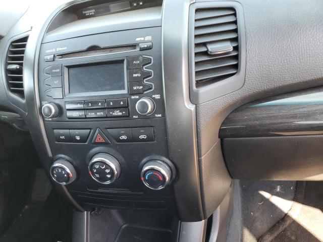 Photo 9 from auction – 2011 KIA SORENTO BA with VIN 5XYKT3A12BG143313