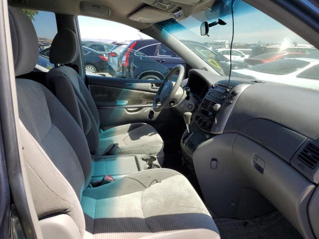 Photo 5 from auction – 2010 TOYOTA SIENNA CE with VIN 5TDKK4CC9AS301137