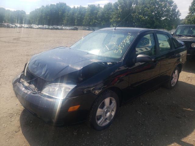 Photo 2 from auction – 2005 FORD FOCUS with VIN 1FAFP34N65W135037
