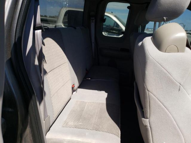 Photo 6 from auction – 2004 FORD F-150 HERI with VIN 2FTRX17284CA57500