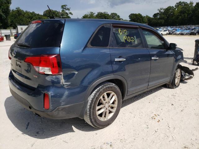 Photo 4 from auction – 2014 KIA SORENTO LX with VIN 5XYKT3A65EG549263