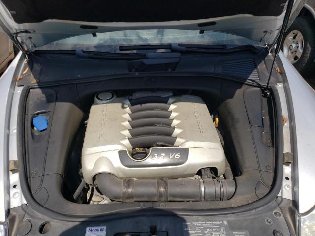 Photo 7 from auction – 2004 PORSCHE CAYENNE with VIN WP1AA29P84LA21176