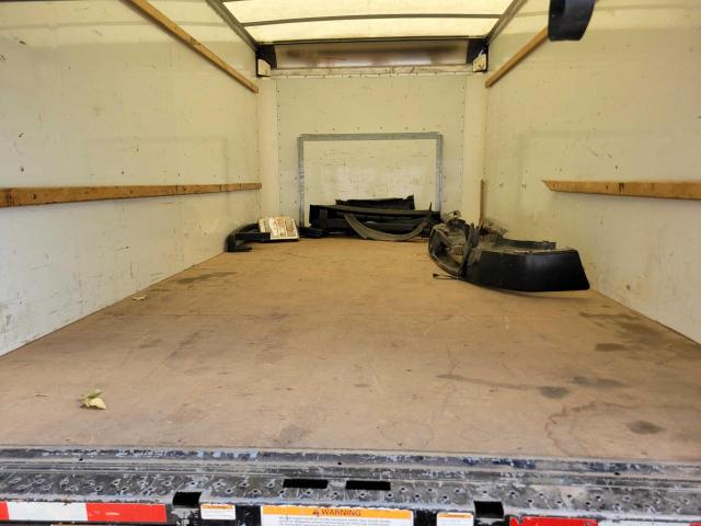Photo 6 from auction – 2021 FORD ECONOLINE with VIN 1FDWE3FN7MDC03204
