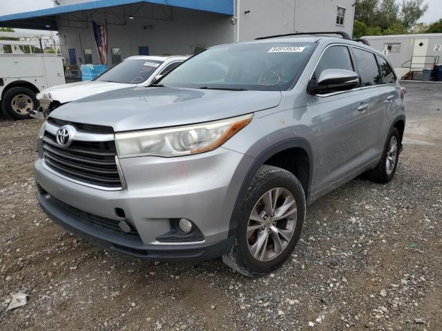Photo 2 from auction – 2015 TOYOTA HIGHLANDER with VIN 5TDZKRFH1FS043576