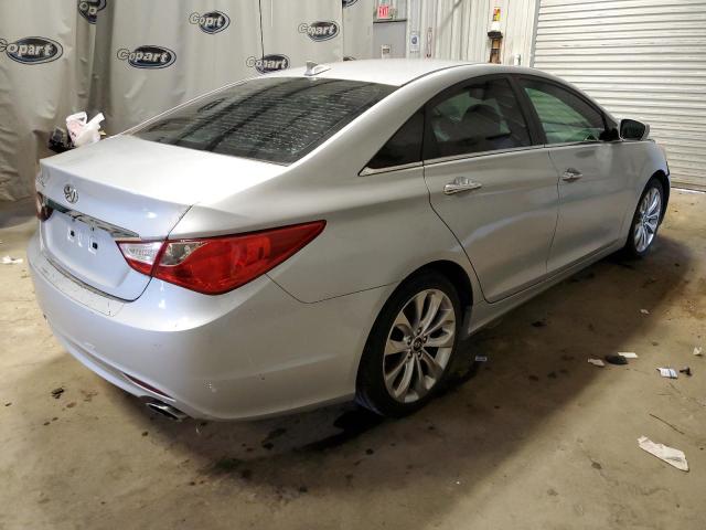 Photo 4 from auction – 2013 HYUNDAI SONATA SE with VIN 5NPEC4AC2DH749596