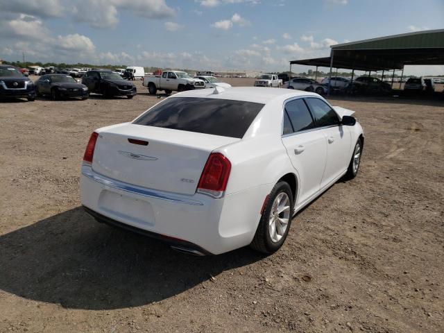 Photo 4 from auction – 2016 CHRYSLER 300 LIMITE with VIN 2C3CCAAG8GH135484