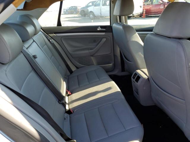 Photo 6 from auction – 2007 VOLKSWAGEN JETTA WOLF with VIN 3VWEG71K87M123012