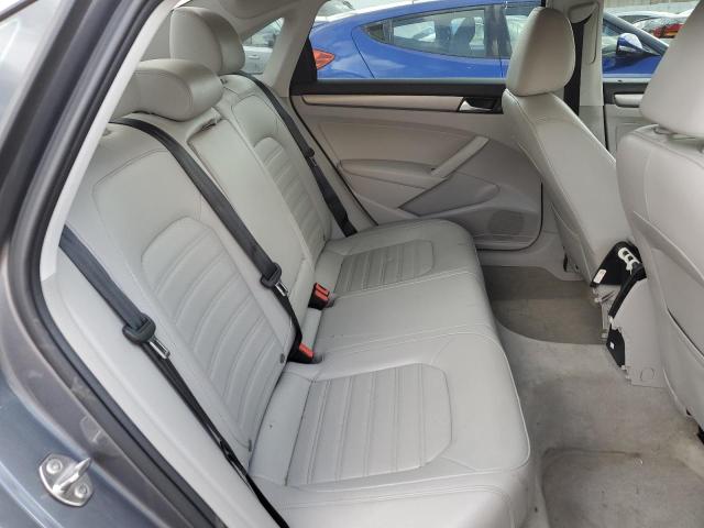 Photo 6 from auction – 2015 VOLKSWAGEN PASSAT SE with VIN 1VWBS7A37FC019850