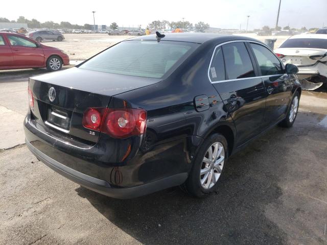 Photo 4 from auction – 2010 VOLKSWAGEN JETTA SE with VIN 3VWRX7AJ3AM031869
