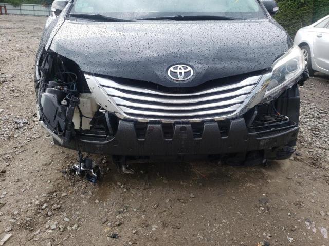 Photo 9 from auction – 2015 TOYOTA SIENNA XLE with VIN 5TDDK3DC8FS105036