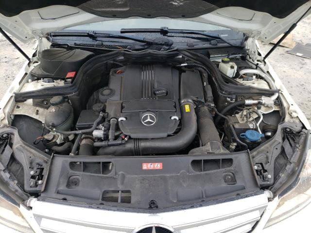 Photo 7 from auction – 2012 MERCEDES-BENZ C 250 with VIN WDDGF4HB8CA641878